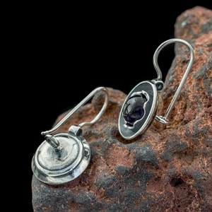 SALLY, EARRINGS, AMETHYST, SILVER - EARRINGS WITH GEMSTONES, SILVER{% if kategorie.adresa_nazvy[0] != zbozi.kategorie.nazev %} - SILVER JEWELLERY{% endif %}