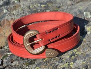 VIGO, MEDIEVAL LEATHER BELT, RED - BELTS{% if kategorie.adresa_nazvy[0] != zbozi.kategorie.nazev %} - LEATHER PRODUCTS{% endif %}