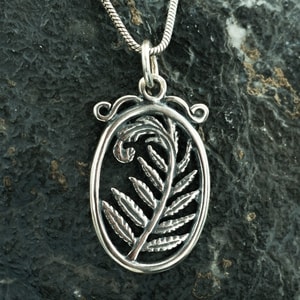 FERN, SILVER PENDANT - PENDANTS{% if kategorie.adresa_nazvy[0] != zbozi.kategorie.nazev %} - SILVER JEWELLERY{% endif %}