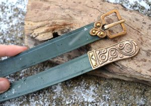 MORAVIA MAGNA, SLAVIC LEATHER BELT, GREEN - GÜRTEL{% if kategorie.adresa_nazvy[0] != zbozi.kategorie.nazev %} - LEDERPRODUKTE{% endif %}