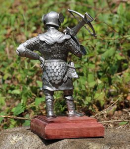 CROSSBOWMAN, HISTORICAL TIN STATUE - PEWTER FIGURES{% if kategorie.adresa_nazvy[0] != zbozi.kategorie.nazev %} - PAGAN DECORATIONS{% endif %}