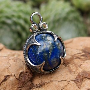 LAPIS LAZULI WIKINGER ANHÄNGER, GOTLAND, SILBER - ANHÄNGER - SCHMUCK, SILBER{% if kategorie.adresa_nazvy[0] != zbozi.kategorie.nazev %} - SILBER SCHMUCKSTÜCKE{% endif %}