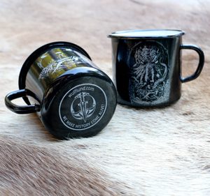 CTHULHU ENAMEL MUG - MUGS, GOBLETS, SCARVES{% if kategorie.adresa_nazvy[0] != zbozi.kategorie.nazev %} - HOME DECOR{% endif %}