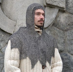 RIVETED CHAINMAIL COIF, ZIGZAG, 8 MM - CHAIN MAIL ARMOUR{% if kategorie.adresa_nazvy[0] != zbozi.kategorie.nazev %} - ARMOUR HELMETS, SHIELDS{% endif %}