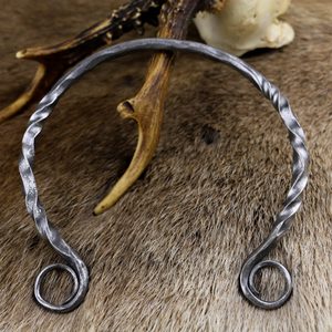 FORGED CELTIC NECKLACE, TORQUES - GEHÄMMERTE PRODUKTE{% if kategorie.adresa_nazvy[0] != zbozi.kategorie.nazev %} - SCHMIEDEARBEITEN, MINTAGE{% endif %}