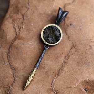 LAURA SILVER PENDANT WITH MOLDAVITE, GOLD PLATED - MOLDAVITE{% if kategorie.adresa_nazvy[0] != zbozi.kategorie.nazev %} - SILBER SCHMUCKSTÜCKE{% endif %}