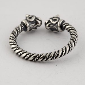 CHAT CELTIQUE, BAGUE EN ARGENT - ANNEAUX{% if kategorie.adresa_nazvy[0] != zbozi.kategorie.nazev %} - BIJOUX EN ARGENT{% endif %}