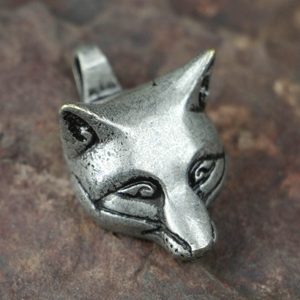 CELTIC FOX, HEAD, PENDANT, ZINC, ANTIQUE SILVER - ANIMAL PENDANTS{% if kategorie.adresa_nazvy[0] != zbozi.kategorie.nazev %} - JEWELLERY - BRONZE, ZINC{% endif %}