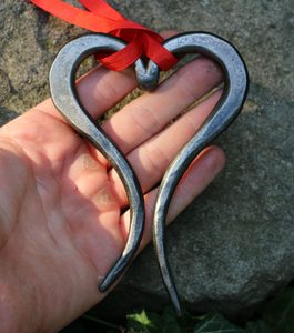 FORGED HEART, INTERIOR DECORATION - FORGED IRON HOME ACCESSORIES{% if kategorie.adresa_nazvy[0] != zbozi.kategorie.nazev %} - SMITHY WORKS, COINS{% endif %}