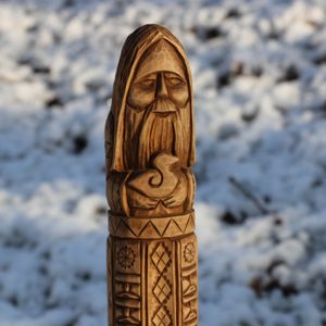 ROD, SLAVIC DEITY STATUE - WOODEN STATUES, PLAQUES, BOXES{% if kategorie.adresa_nazvy[0] != zbozi.kategorie.nazev %} - WOOD{% endif %}