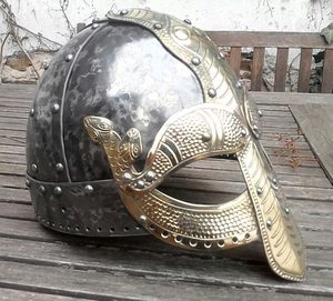 ARNE, WIKINGERHELM - VIKINGERHELME{% if kategorie.adresa_nazvy[0] != zbozi.kategorie.nazev %} - RÜSTUNGEN{% endif %}