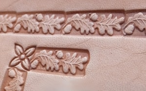 OAK LEAF, LEATHER STAMP - LEATHER STAMPS{% if kategorie.adresa_nazvy[0] != zbozi.kategorie.nazev %} - LEATHER PRODUCTS{% endif %}