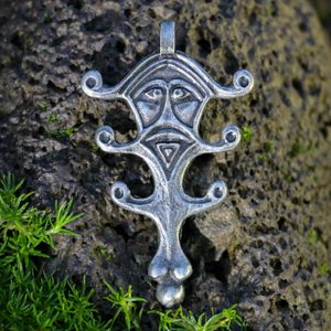 VELES, REPRODUCTION OF A SLAVIC PENDANT, ZINC - ALL PENDANTS, OUR PRODUCTION{% if kategorie.adresa_nazvy[0] != zbozi.kategorie.nazev %} - JEWELLERY - BRONZE, ZINC{% endif %}