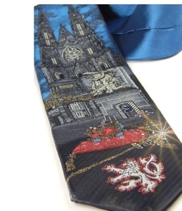 PRAGUE AND CROWN JEWELS, TIE - KRAWATTEN, FLIEGEN, TASCHENTÜCHER{% if kategorie.adresa_nazvy[0] != zbozi.kategorie.nazev %} - SCHUHE, KLEIDUNG{% endif %}