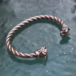 CAITLIN, KATZE, ARMBAND, BRONZE - HISTORISCHEN REPLIKEN AUS BRONZE{% if kategorie.adresa_nazvy[0] != zbozi.kategorie.nazev %} - SCHMUCKSTÜCKE{% endif %}