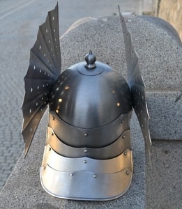 POLISH WINGED SZYSZAK HELMET - OTHER HELMETS{% if kategorie.adresa_nazvy[0] != zbozi.kategorie.nazev %} - ARMOUR HELMETS, SHIELDS{% endif %}