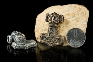 MARTEAU DE THOR - ERIKSTORP, PENDENTIF, ARGENT - PENDENTIFS{% if kategorie.adresa_nazvy[0] != zbozi.kategorie.nazev %} - BIJOUX EN ARGENT{% endif %}