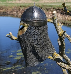 VIKING HELMET GJERMUNDBU WITH RIVETED AVENTAIL - VIKING AND NORMAN HELMETS{% if kategorie.adresa_nazvy[0] != zbozi.kategorie.nazev %} - ARMOUR HELMETS, SHIELDS{% endif %}