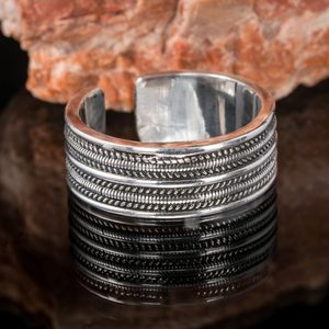 GEIR, VIKING RING, SILBER - RINGE{% if kategorie.adresa_nazvy[0] != zbozi.kategorie.nazev %} - SILBER SCHMUCKSTÜCKE{% endif %}