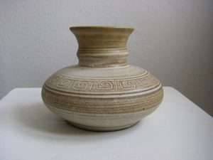 CERAMIC VASE, 10CM - TRADITIONAL CZECH CERAMICS{% if kategorie.adresa_nazvy[0] != zbozi.kategorie.nazev %} - CERAMICS, GLASS{% endif %}