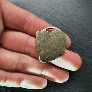 ÆGISHJÁLMUR, MAGISCHES AMULETT, ISLAND, ZINK ALTMESSING - WIKINGERAMULETTE{% if kategorie.adresa_nazvy[0] != zbozi.kategorie.nazev %} - SCHMUCKSTÜCKE{% endif %}