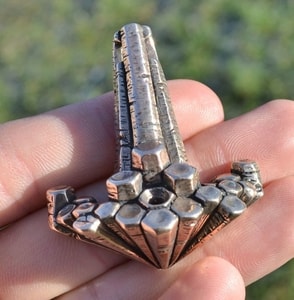 DIMMUBORGIR - THOR HAMMER, BASALT COLUMNS, BRONZE PENDANT - WIKINGERAMULETTE{% if kategorie.adresa_nazvy[0] != zbozi.kategorie.nazev %} - SCHMUCKSTÜCKE{% endif %}