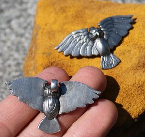 FLYING OWL, PEWTER PENDANT - ANIMAL PENDANTS{% if kategorie.adresa_nazvy[0] != zbozi.kategorie.nazev %} - JEWELLERY - BRONZE, ZINC{% endif %}