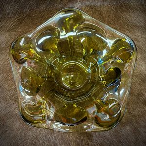 GLASS PLATE, FORREST GLASS - HISTORICAL GLASS{% if kategorie.adresa_nazvy[0] != zbozi.kategorie.nazev %} - CERAMICS, GLASS{% endif %}