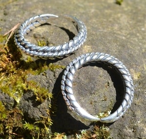 VIKING BRAIDED RING, STERLING SILVER, AG 925 - PENDANTS{% if kategorie.adresa_nazvy[0] != zbozi.kategorie.nazev %} - SILVER JEWELLERY{% endif %}