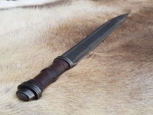 ERLING, SCRAMASAX - SAEX KNIVES, SCRAMASAX{% if kategorie.adresa_nazvy[0] != zbozi.kategorie.nazev %} - WEAPONS - SWORDS, AXES, KNIVES{% endif %}