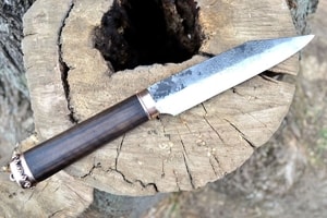 HALDOR, FORGED VIKING KNIFE, BRONZE, WALNUT - KNIVES{% if kategorie.adresa_nazvy[0] != zbozi.kategorie.nazev %} - WEAPONS - SWORDS, AXES, KNIVES{% endif %}