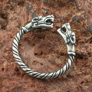 TWO WOLVES - SILVER RING - RINGS{% if kategorie.adresa_nazvy[0] != zbozi.kategorie.nazev %} - SILVER JEWELLERY{% endif %}