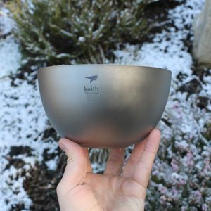 DOUBLE-WALL TITANIUM BOWL 850ML TI5355 - TITANIUM EQUIPMENT{% if kategorie.adresa_nazvy[0] != zbozi.kategorie.nazev %} - BUSHCRAFT{% endif %}