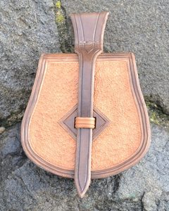 VARG, EARLY MEDIEVAL LEATHER BAG, POUCH - BAGS, SPORRANS{% if kategorie.adresa_nazvy[0] != zbozi.kategorie.nazev %} - LEATHER PRODUCTS{% endif %}