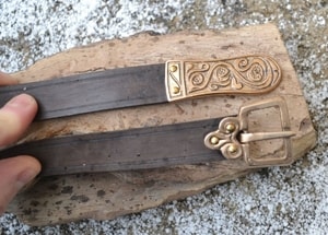 MORAVIA MAGNA, SLAVIC LEATHER BELT, BROWN - GÜRTEL{% if kategorie.adresa_nazvy[0] != zbozi.kategorie.nazev %} - LEDERPRODUKTE{% endif %}