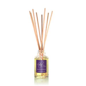 HEATHER AND WILD BERRIES REED DIFFUSER, SCOTLAND - REED DIFFUSERS{% if kategorie.adresa_nazvy[0] != zbozi.kategorie.nazev %} - AROMATHERAPY{% endif %}