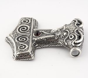 RABENHAMMER VON THOR, SCANIA, SILBER 925, 18 G - ANHÄNGER - SCHMUCK, SILBER{% if kategorie.adresa_nazvy[0] != zbozi.kategorie.nazev %} - SILBER SCHMUCKSTÜCKE{% endif %}