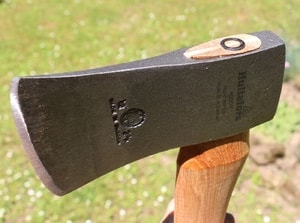 FELLING AXE HY 10  1200G, HULTAFORS, SWEDEN - WERKZEUGE - SCHAUFELN, SÄGEN, AXT{% if kategorie.adresa_nazvy[0] != zbozi.kategorie.nazev %} - BUSHCRAFT{% endif %}