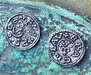 DENARIUS, BRETISLAV I. BOHEMIA, XI. CENTURY COIN REPLICA - MEDIEVAL AND RENAISSANCE COINS{% if kategorie.adresa_nazvy[0] != zbozi.kategorie.nazev %} - COINS{% endif %}