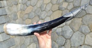 VIKING DRINKING HORN, NINIAN'S ISLE, SHETLANDS, 0.4 L - HORNS WITH TIN{% if kategorie.adresa_nazvy[0] != zbozi.kategorie.nazev %} - HORN PRODUCTS{% endif %}