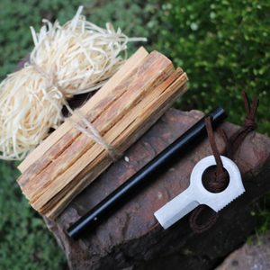 SET FOR MAKING FIRE - FIRESTEEL - BUSHCRAFT{% if kategorie.adresa_nazvy[0] != zbozi.kategorie.nazev %} - BUSHCRAFT, REENACTMENT, HANDWERK{% endif %}