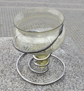 MEDIEVAL GLASS, GLASS WITH FORGED IRON STAND - HISTORICAL GLASS{% if kategorie.adresa_nazvy[0] != zbozi.kategorie.nazev %} - CERAMICS, GLASS{% endif %}