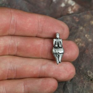 VENUS OF DOLNÍ VĚSTONICE, PENDANT, ZINC ANTIQUE SILVER - ALL PENDANTS, OUR PRODUCTION{% if kategorie.adresa_nazvy[0] != zbozi.kategorie.nazev %} - JEWELLERY - BRONZE, ZINC{% endif %}