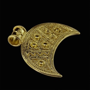 LUNULA, GREAT MORAVIAN EMPIRE, 9TH CENTURY, REPLICA, 14K GOLD - GOLDEN JEWELLERY{% if kategorie.adresa_nazvy[0] != zbozi.kategorie.nazev %} - SILVER JEWELLERY{% endif %}