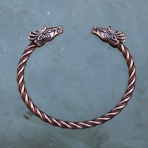 FIANNA, KELTISCHER HIRSCH, BRONZE, ARMBAND - WIKINGER, SLAWISCHE, KELTISCHE ARMBÄNDER - BRONZE{% if kategorie.adresa_nazvy[0] != zbozi.kategorie.nazev %} - SCHMUCKSTÜCKE{% endif %}