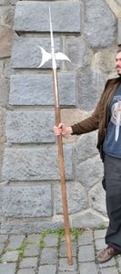 HALBERD, REPLICA OF A TWO-HANDED POLE WEAPON - AXES, POLEWEAPONS{% if kategorie.adresa_nazvy[0] != zbozi.kategorie.nazev %} - WEAPONS - SWORDS, AXES, KNIVES{% endif %}