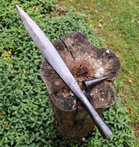 FORGED SLAVIC SPEAR - REPLICA - OLD SLAVS{% if kategorie.adresa_nazvy[0] != zbozi.kategorie.nazev %} - BUSHCRAFT, LIVING HISTORY, CRAFTS{% endif %}