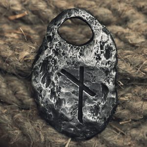 NAUTHIZ RUNE PENDANT - RUNE PENDANTS{% if kategorie.adresa_nazvy[0] != zbozi.kategorie.nazev %} - JEWELLERY - BRONZE, ZINC{% endif %}