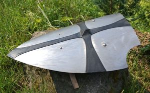 MEDIEVAL BATTLE SET - AXES AND A SHIELD - AXT, SCHLAGWAFFEN{% if kategorie.adresa_nazvy[0] != zbozi.kategorie.nazev %} - WAFFEN{% endif %}