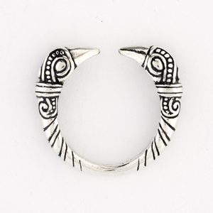 VIKING RAVEN HEAD RING, SILVER 925 - RINGS{% if kategorie.adresa_nazvy[0] != zbozi.kategorie.nazev %} - SILVER JEWELLERY{% endif %}